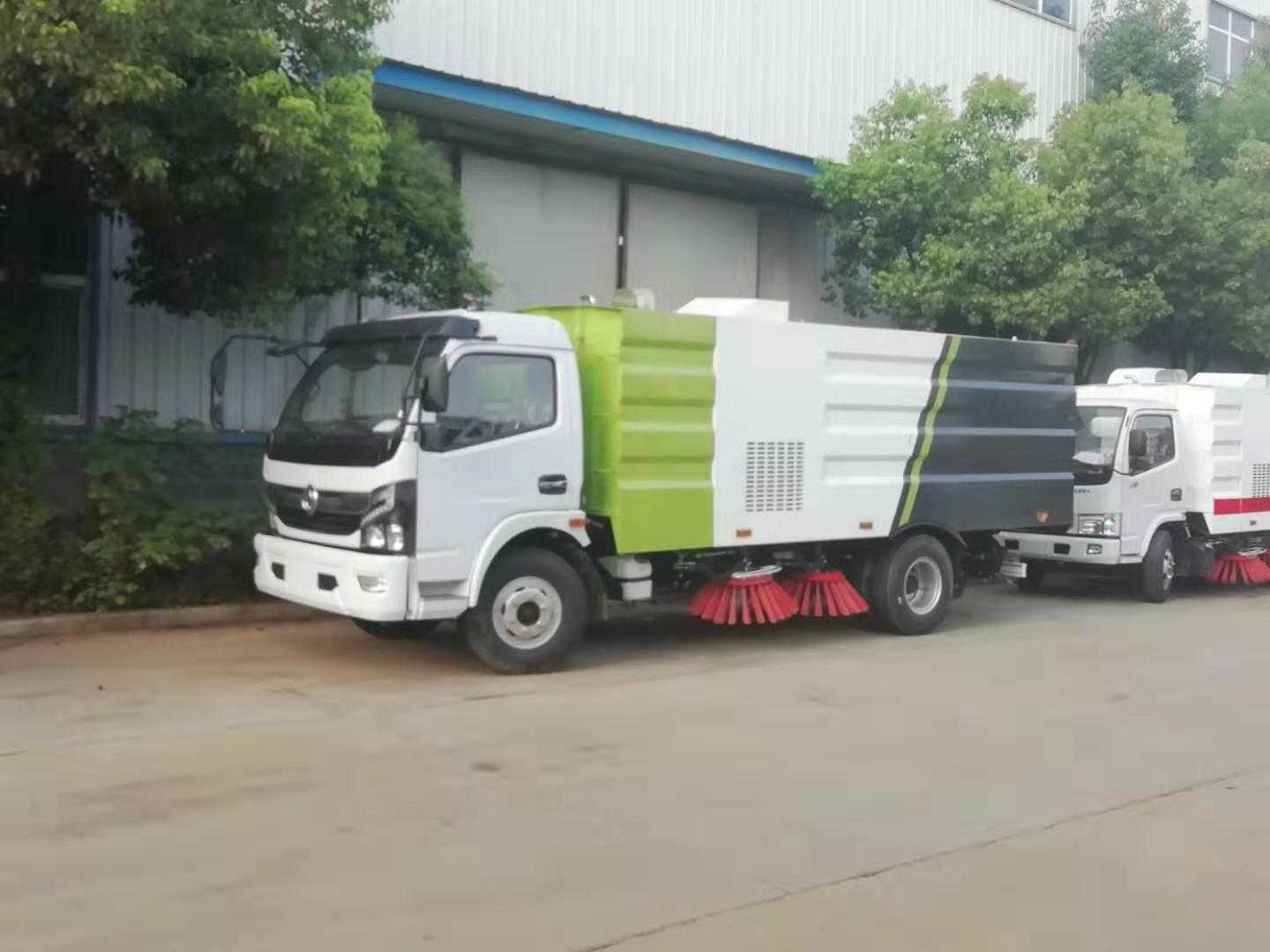 國六東風(fēng)大多利卡8立方掃路車 市政環(huán)衛(wèi)景區(qū)物業(yè)路面清掃車